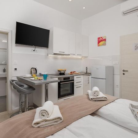 Lux Apartments Rijeka Extérieur photo