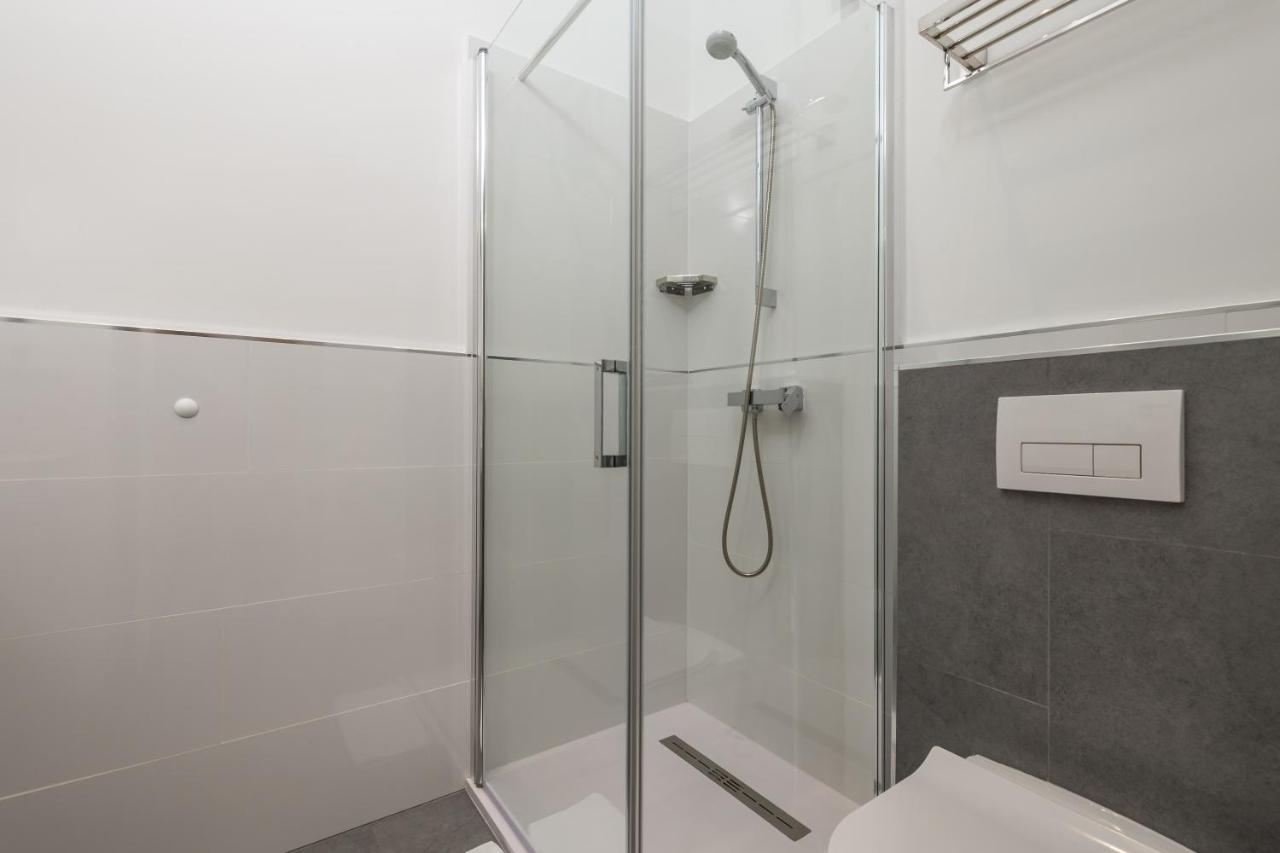 Lux Apartments Rijeka Extérieur photo