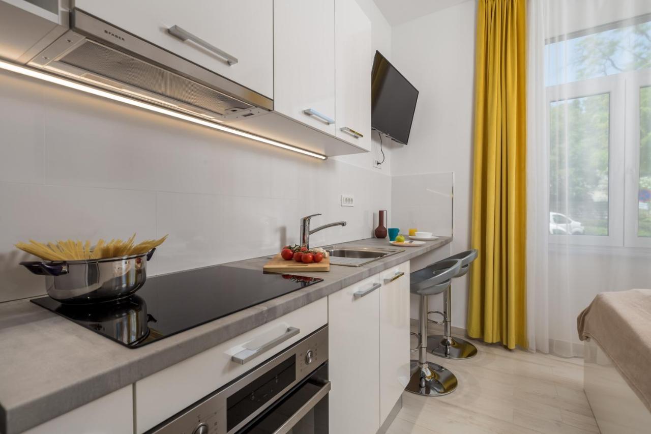 Lux Apartments Rijeka Extérieur photo