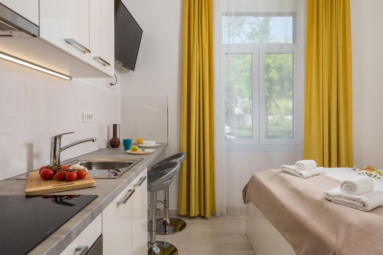 Lux Apartments Rijeka Extérieur photo