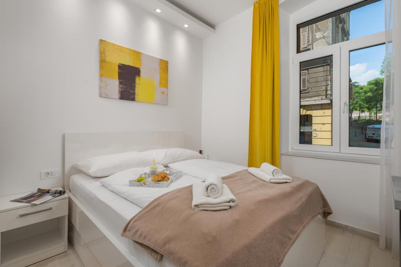 Lux Apartments Rijeka Extérieur photo
